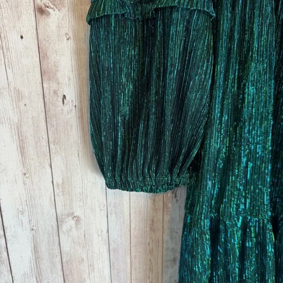 1. State Green Metallic Tiered Long Sleeve Shift Party Dress - Picture 3 of 8